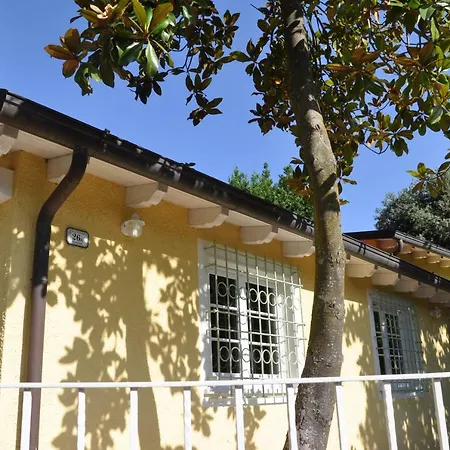 Casa Gialla * Strettoia